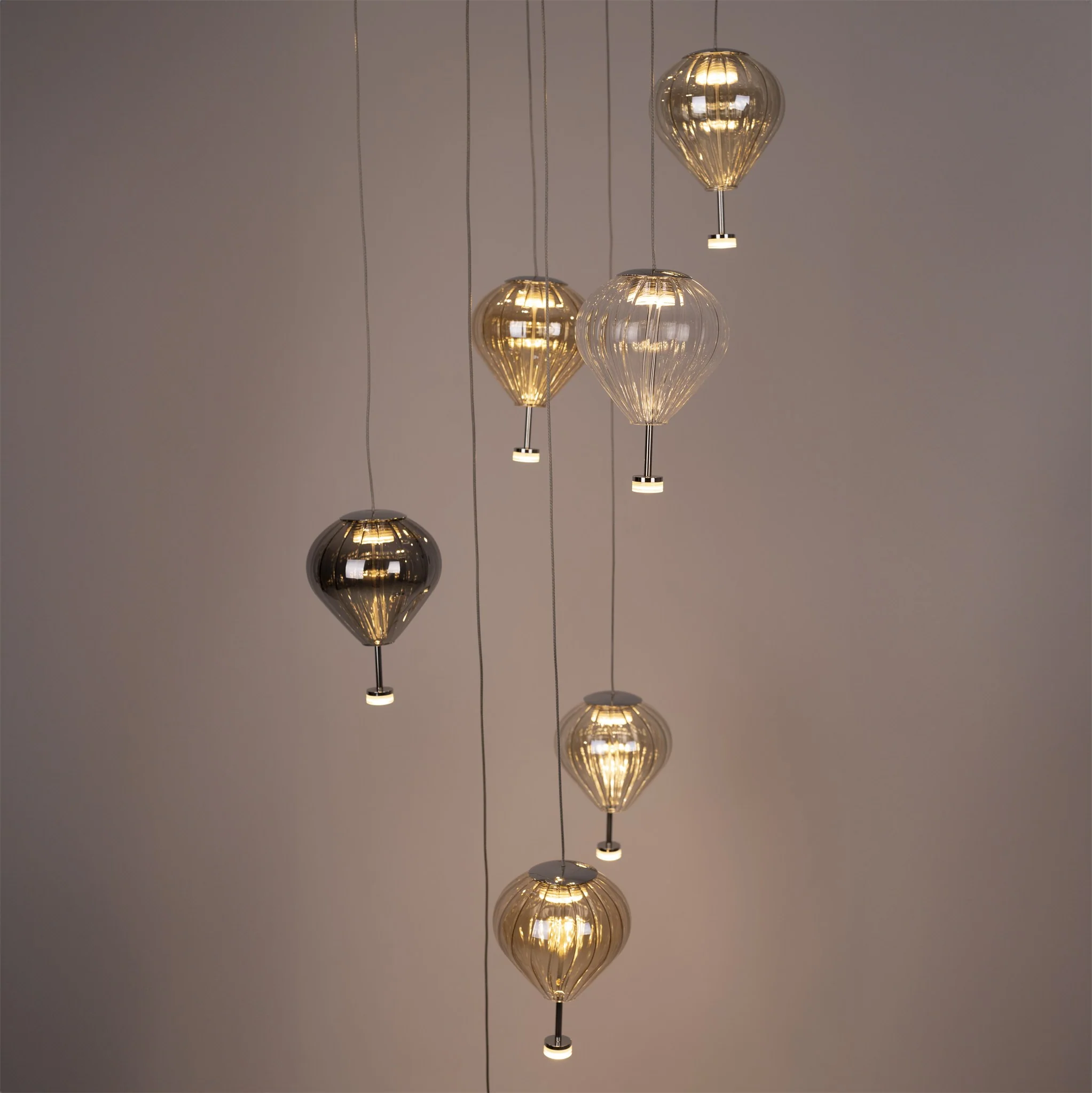 LAMPA PALLONCINI WIELOKOLOROWY OD MAXLIGHT P0526D