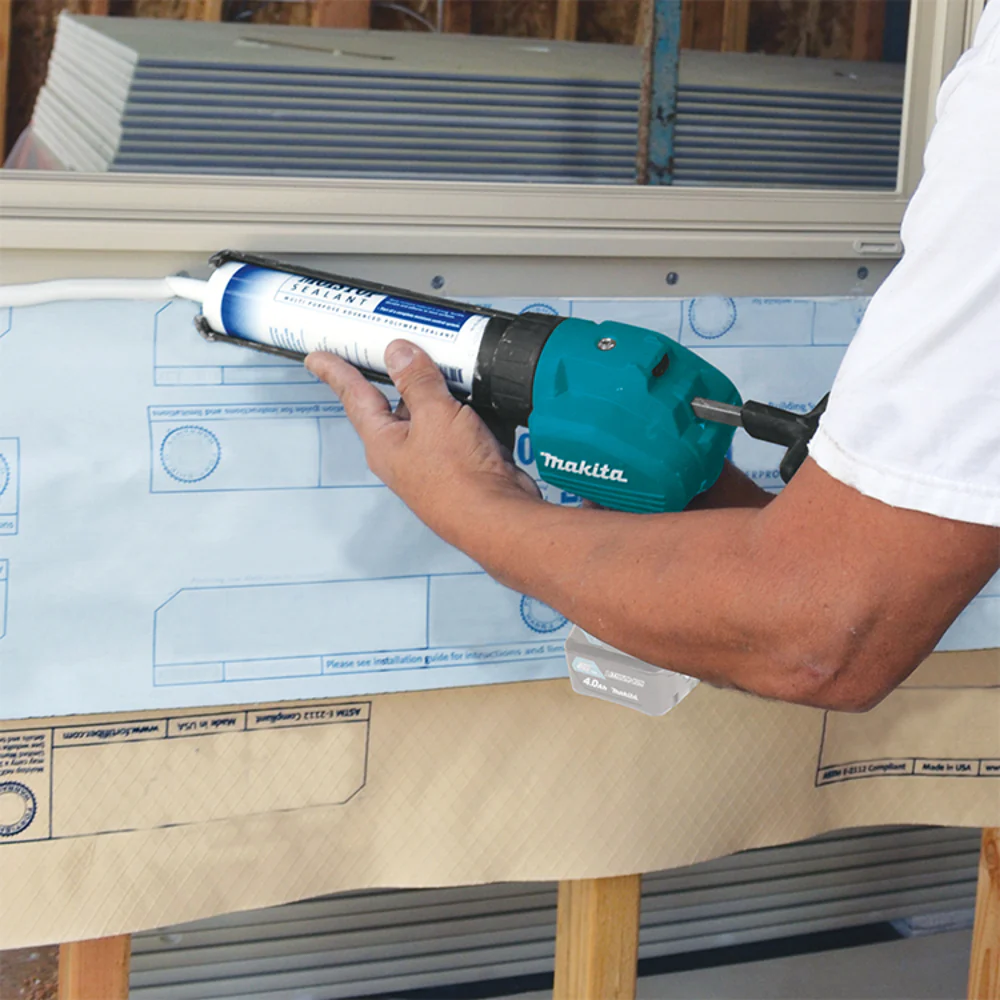 MAKITA CG100DSAA Akumulatorowy wyciskacz do kleju i silikonu CXT® 12V max